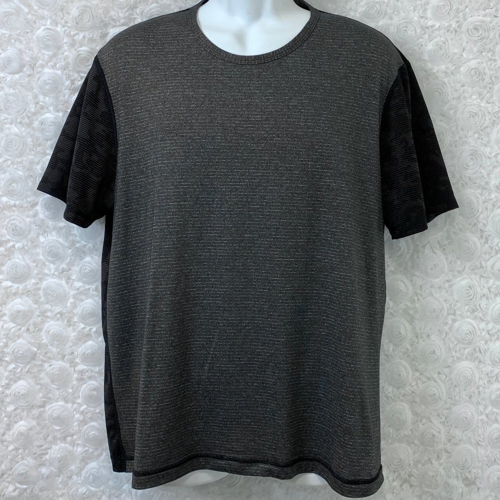 Lululemon Warrior Short Sleeve T-Shirt in Heathered Black Sz L